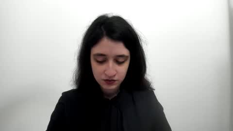 Kate online show from December 10, 2024, 9:12 am