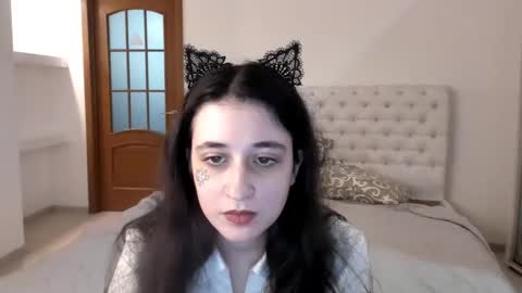 Kate online show from December 22, 2024, 11:33 am