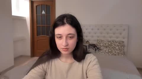 Kate online show from March 10, 2025, 11:10 am