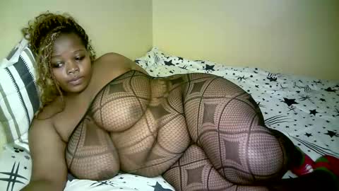 Snapshot of ginger_babes1 chatting on April 28, 2026, 2:27 am ginger_babes1 online show from April 28, 2026, 2:27 am