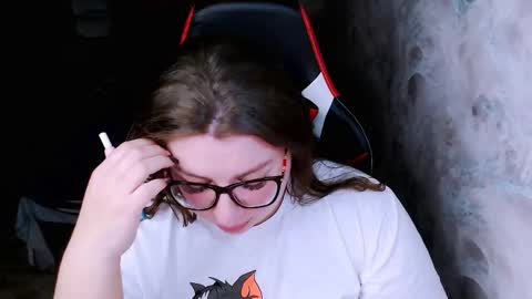 Snapshot of ginger_grayy chatting on March 9, 2025, 12:21 am Alexa here online show from March 9, 2025, 12:21 am