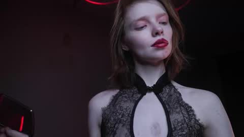        im expecting 350 thumbs up on my altar   online show from November 10, 2025, 10:09 pm