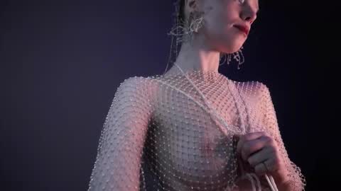 Snapshot of ginger_hugs chatting on February 17, 2026, 10:16 pm im expecting 350 thumbs up on my altar online show from February 17, 2026, 10:16 pm