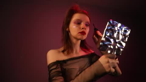        im expecting 350 thumbs up on my altar   online show from April 17, 2026, 10:13 pm