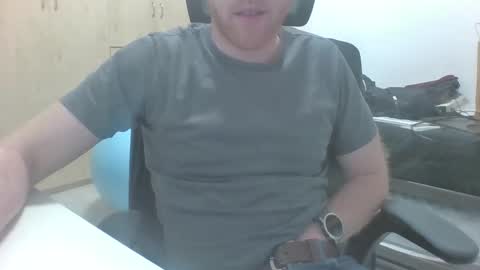 Snapshot of ginger_xxx chatting on May 10, 2026, 5:51 pm mike online show from May 10, 2026, 5:51 pm