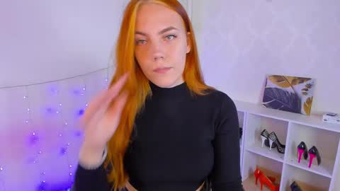 gingerr_pie online show from September 25, 2025, 6:55 pm
