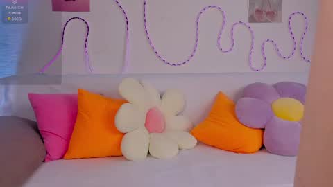 Snapshot of ginnygingergirl chatting on July 14, 2026, 10:21 am Ginny online show from July 14, 2026, 10:21 am