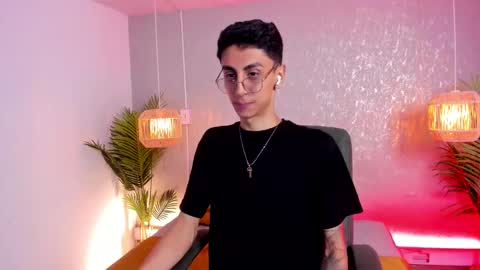 Snapshot of gio_carangi chatting on March 4, 2026, 3:01 am Gio Carangi online show from March 4, 2026, 3:01 am