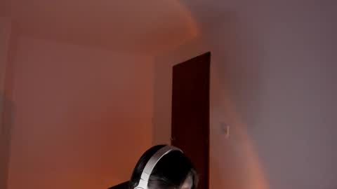 GioRusso online show from December 17, 2025, 10:27 pm