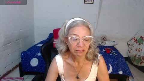 Snapshot of giorgia_xue53 chatting on December 8, 2024, 10:19 am Mary online show from December 8, 2024, 10:19 am