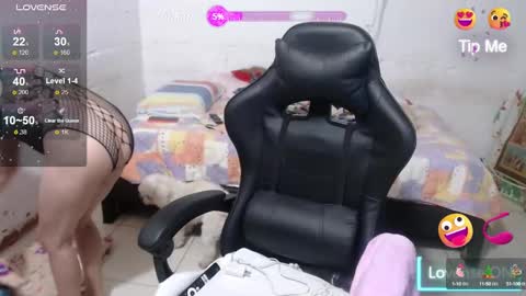 Snapshot of giorgia_xue53 chatting on January 12, 2025, 3:07 am Mary online show from January 12, 2025, 3:07 am