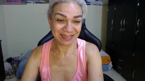 Snapshot of giorgia_xue53 chatting on February 15, 2025, 6:02 am Mary online show from February 15, 2025, 6:02 am