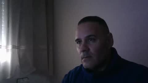Snapshot of gioshadow chatting on February 14, 2025, 9:24 am gioshadow online show from February 14, 2025, 9:24 am