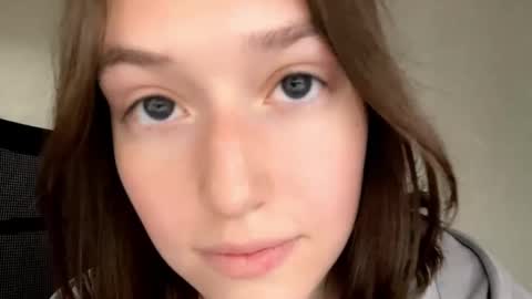 Snapshot of giovannatimm chatting on May 31, 2026, 1:14 am Melisa online show from May 31, 2026, 1:14 am