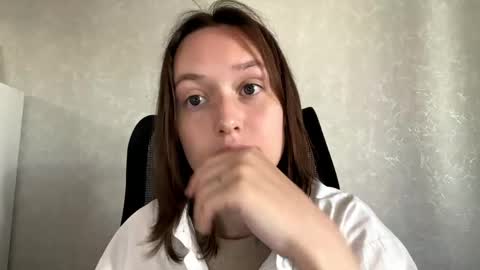 Snapshot of giovannatimm chatting on June 1, 2026, 4:03 am Melisa online show from June 1, 2026, 4:03 am