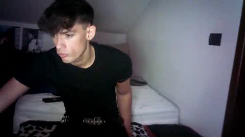 Snapshot of giovyyx chatting on February 15, 2025, 3:42 am giovyyx online show from February 15, 2025, 3:42 am