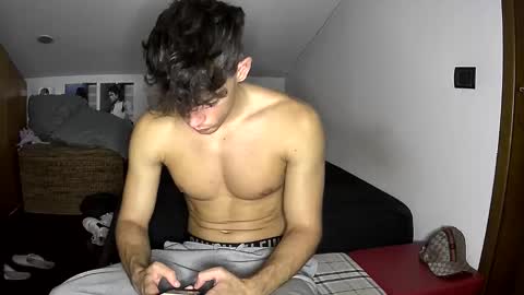 Snapshot of giovyyx chatting on September 23, 2025, 8:50 am giovyyx online show from September 23, 2025, 8:50 am