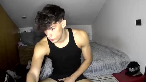 Snapshot of giovyyx chatting on September 29, 2025, 10:20 am giovyyx online show from September 29, 2025, 10:20 am