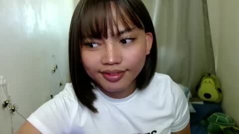 YOUR GIRL AXIE online show from February 24, 2025, 7:11 am