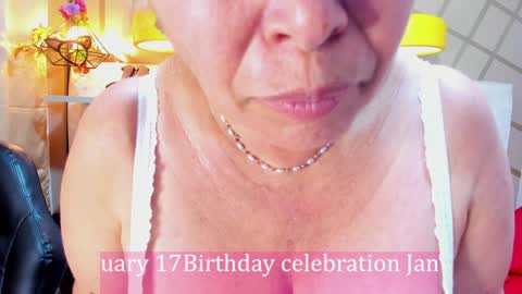 Girl Amada online show from January 14, 2025, 7:48 am