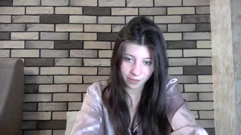 girl_cute007 online show from April 30, 2026, 6:14 pm