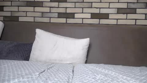 girl_cute007 online show from May 19, 2026, 1:56 am