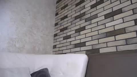 girl_cute007 online show from June 3, 2026, 9:31 pm