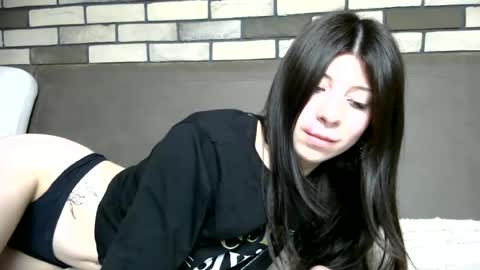 girl_cute007 online show from July 1, 2026, 8:08 pm
