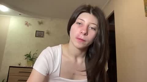 girl_cute007 online show from July 20, 2026, 7:16 pm