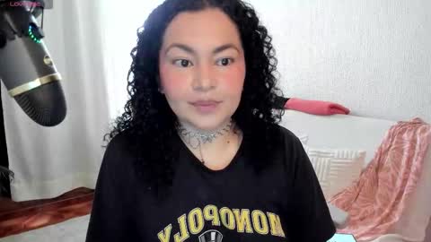 girl_inline online show from February 7, 2026, 6:55 pm