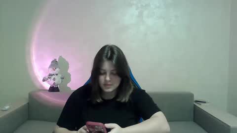 Snapshot of girl_leya chatting on December 17, 2024, 11:16 pm girl_leya online show from December 17, 2024, 11:16 pm