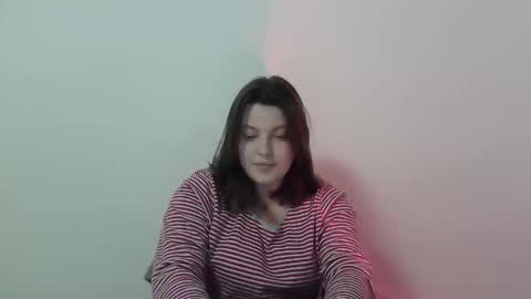 Snapshot of girl_leya chatting on October 25, 2025, 6:57 pm girl_leya online show from October 25, 2025, 6:57 pm