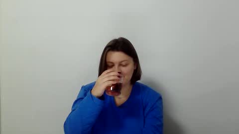 Snapshot of girl_leya chatting on November 29, 2025, 9:07 pm girl_leya online show from November 29, 2025, 9:07 pm