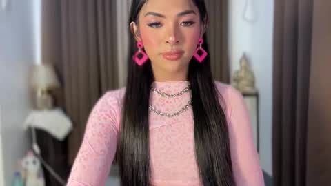 queen ronna online show from February 6, 2026, 11:30 pm