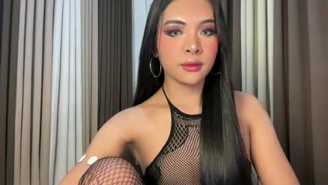 queen ronna online show from July 4, 2026, 6:03 pm