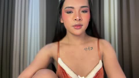 queen ronna online show from July 6, 2026, 12:51 am
