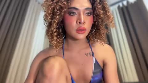 queen ronna online show from July 16, 2026, 6:14 pm