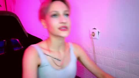 Snapshot of girlfriend_night chatting on June 7, 2026, 12:31 pm Seniya online show from June 7, 2026, 12:31 pm