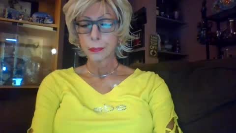 Girlinrock online show from June 19, 2026, 1:10 am