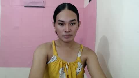 Rhaine online show from December 3, 2024, 8:38 am