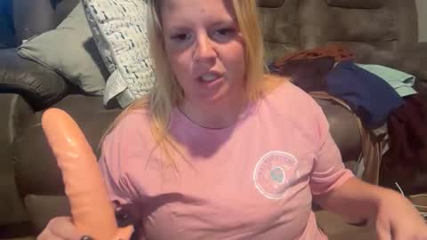 Snapshot of girthdaddy9 chatting on June 4, 2026, 10:27 pm girthdaddy9 online show from June 4, 2026, 10:27 pm