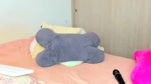 Gissel6playful online show from December 4, 2025, 1:20 pm