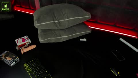 Giselle online show from December 13, 2024, 10:41 am