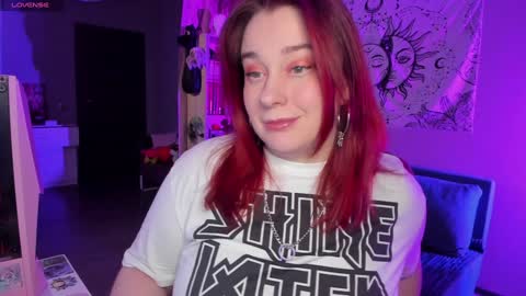 Snapshot of gitera_ chatting on December 8, 2024, 9:52 pm AlexaMillis online show from December 8, 2024, 9:52 pm