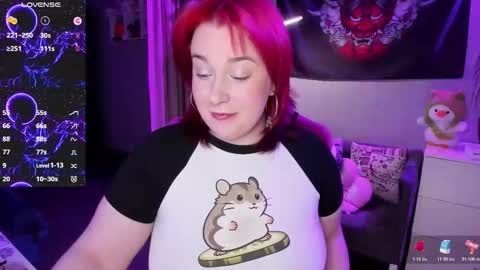 Snapshot of gitera_ chatting on November 17, 2025, 10:48 pm AlexaMillis online show from November 17, 2025, 10:48 pm