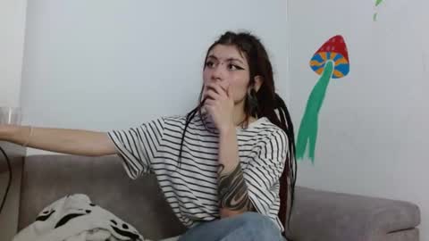 Snapshot of giulietta_mon chatting on June 28, 2026, 3:45 am Giulietta online show from June 28, 2026, 3:45 am
