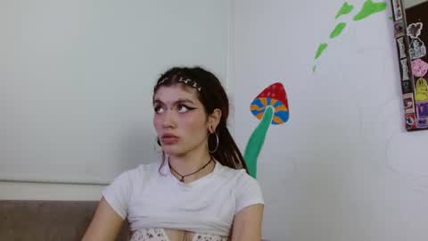 Snapshot of giulietta_mon chatting on July 23, 2026, 1:58 am Giulietta online show from July 23, 2026, 1:58 am