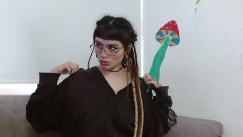 Snapshot of giulietta_mon chatting on August 6, 2026, 3:36 pm Giulietta online show from August 6, 2026, 3:36 pm