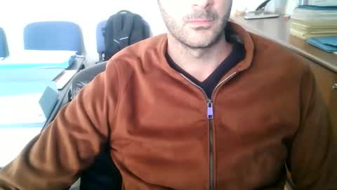 giuseppevai1 online show from October 8, 2025, 9:29 am