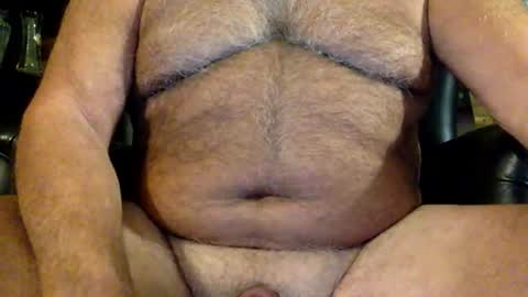 giutomma930394 online show from November 12, 2025, 11:03 pm